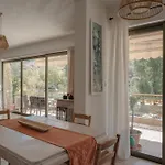 Lazarus 2bd In The Center Apartment Patras