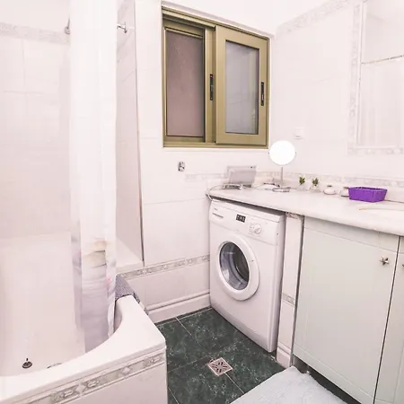 Апартаменты Lazarus 2bd In The Center