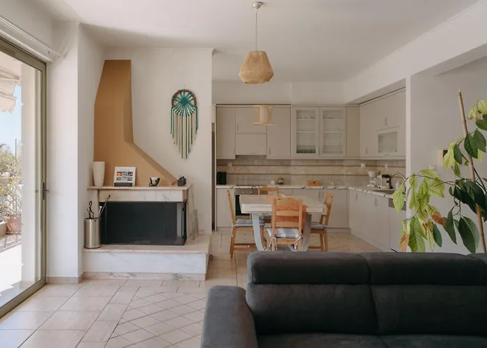 Lazarus 2bd In The Center *